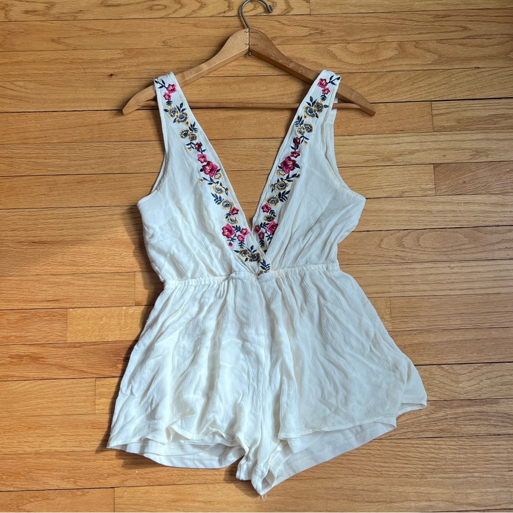 Kendal and Kylie floral embroidered romper